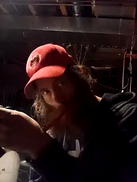 Snapshot of SirJonBradley chatting on 11.01.25 SirJonBradley online show from 11.01.25