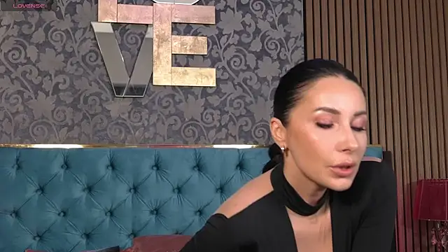 Vanessao1 online show from 05.25.26