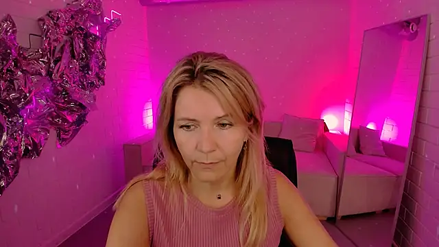 NicoleHitman online show from 06.20.26