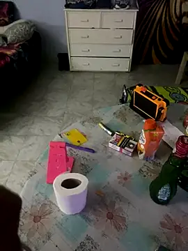 Snapshot of nastysexamateur69 chatting on 09.30.25 nastysexamateur69 online show from 09.30.25