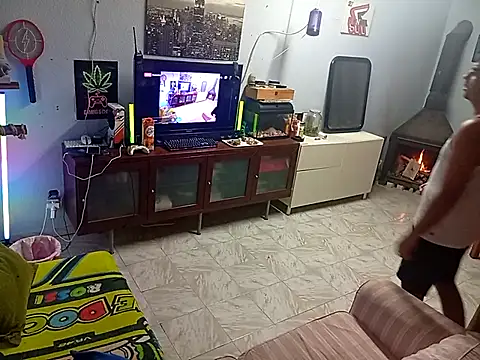 Snapshot of nastysexamateur69 chatting on 11.05.25 nastysexamateur69 online show from 11.05.25