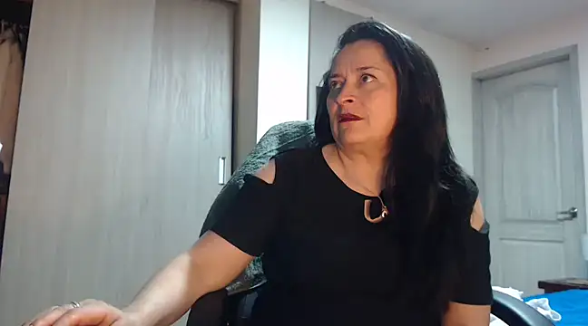 mia florens online show from 03.20.25