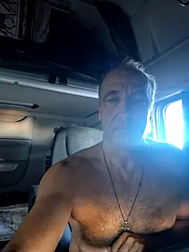 Snapshot of aleksis1313 chatting on 10.26.25 aleksis1313 online show from 10.26.25