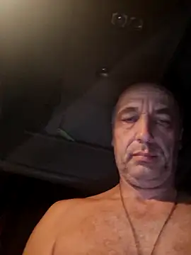 Snapshot of aleksis1313 chatting on 10.30.25 aleksis1313 online show from 10.30.25