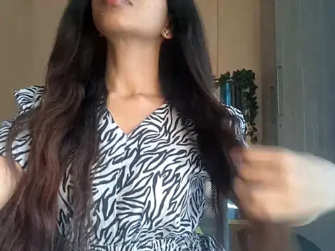 Snapshot of Queen_Ayeshaa chatting on 03.14.25 Queen Ayeshaa online show from 03.14.25