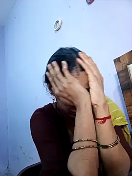 Snapshot of indiandesilive chatting on 09.26.25 indiandesilive online show from 09.26.25