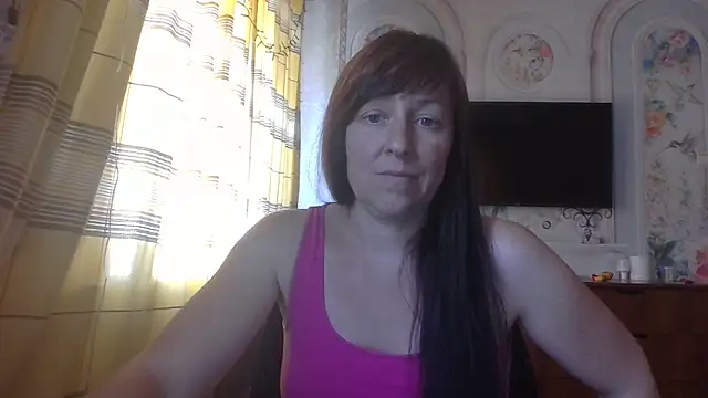 Snapshot of CarolinaReaperRed chatting on 06.05.26 CarolinaReaperRed online show from 06.05.26