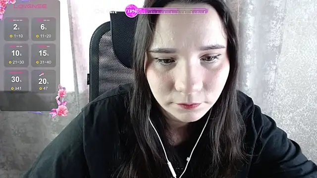 Snapshot of KateForLove chatting on 04.24.26 KateForLove online show from 04.24.26