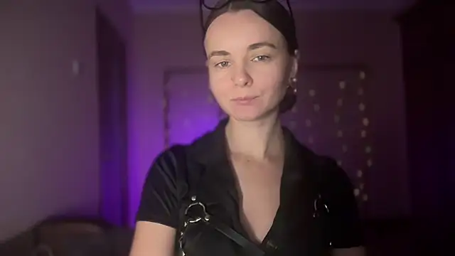 lanaloulou online show from 09.14.25