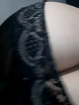 Sandra42 online show from 12.14.25