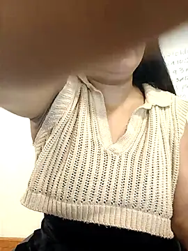 Ariana Rodriguez online show from 05.05.26