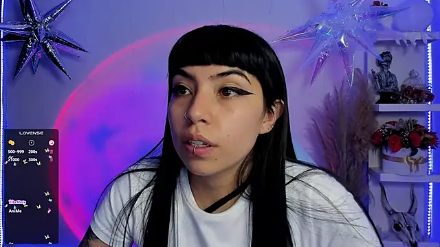 Saraa Desiree online show from 03.11.25