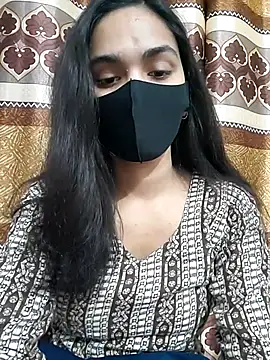 Snapshot of sexy-trisha1 chatting on 03.05.25 sexy-trisha1 online show from 03.05.25