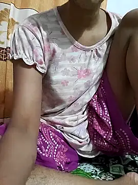 Snapshot of sexy-trisha1 chatting on 10.29.25 sexy-trisha1 online show from 10.29.25