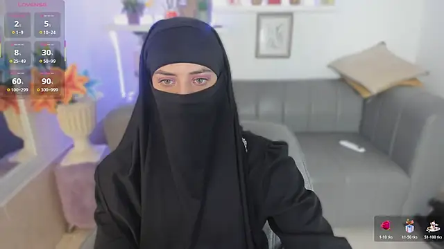 salma arabicc online show from 10.31.25