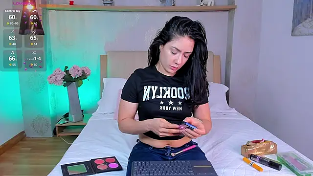 isabella winkler online show from 10.12.25