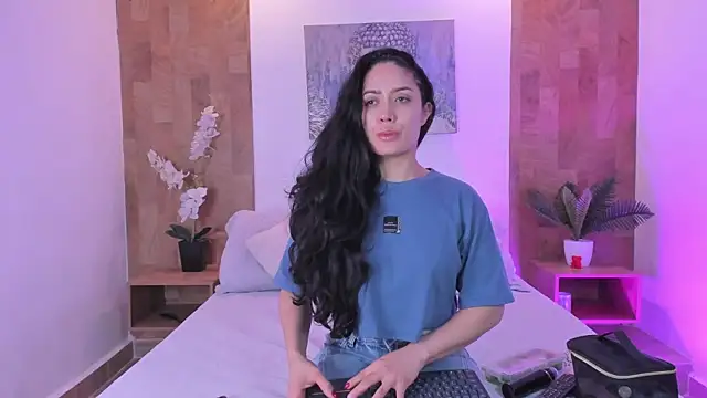 Snapshot of isabella_winkler chatting on 06.20.26 isabella winkler online show from 06.20.26