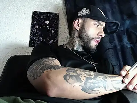 Snapshot of dante_d_angelo_ chatting on 09.23.25 dante d angelo online show from 09.23.25