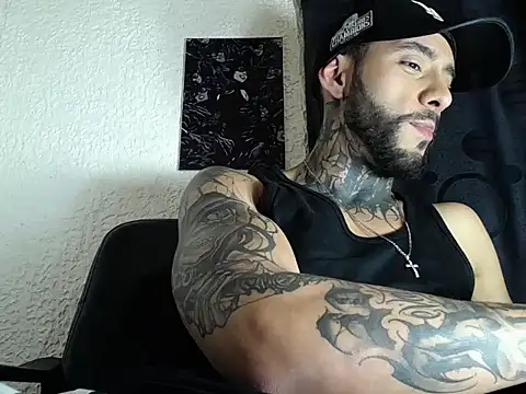 Snapshot of dante_d_angelo_ chatting on 09.26.25 dante d angelo online show from 09.26.25