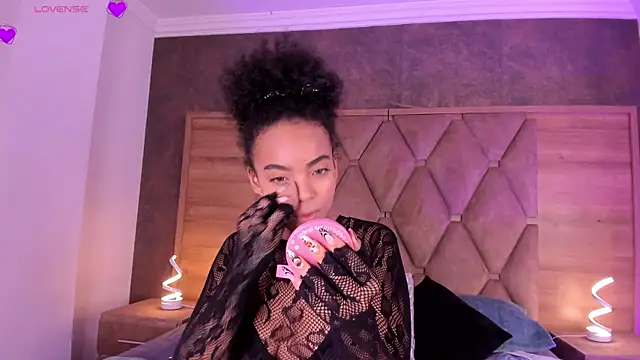 SarahLynn7 online show from 05.11.26
