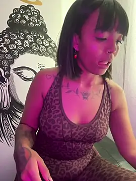 SarahLynn7 online show from 05.20.26