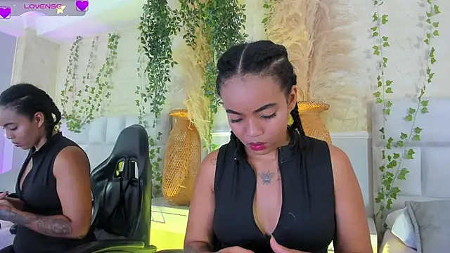 SarahLynn7 online show from 06.13.26