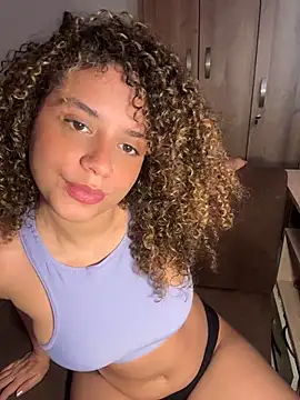 Snapshot of KittyTwerk_2 chatting on 06.19.26 KittyTwerk 2 online show from 06.19.26