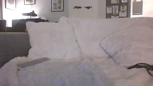 Valentinette online show from 01.10.26