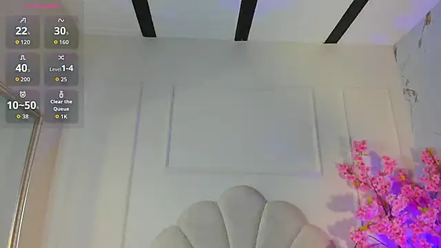 Candaceoweens online show from 10.24.25