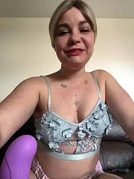 Biana Fernan online show from 05.13.26