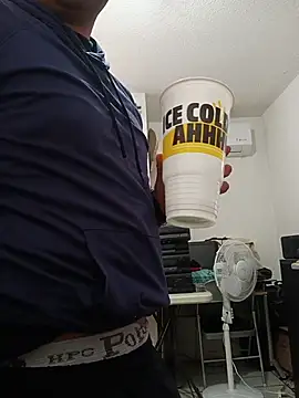 Snapshot of DocPepino chatting on 11.21.25 DocPepino online show from 11.21.25