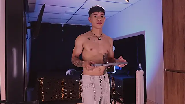 ErosKhaos online show from 10.19.25