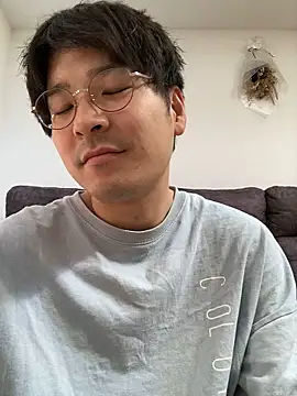 Snapshot of waka3232 chatting on 10.02.25 waka3232 online show from 10.02.25