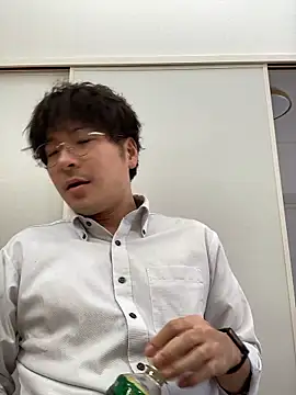 Snapshot of waka3232 chatting on 10.15.25 waka3232 online show from 10.15.25