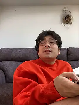 Snapshot of waka3232 chatting on 10.26.25 waka3232 online show from 10.26.25