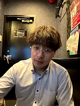 Snapshot of waka3232 chatting on 11.30.25 waka3232 online show from 11.30.25