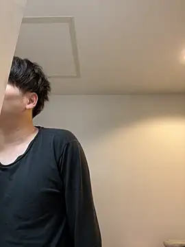 Snapshot of waka3232 chatting on 12.05.25 waka3232 online show from 12.05.25