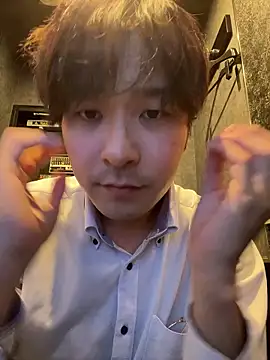 waka3232 online show from 04.28.26
