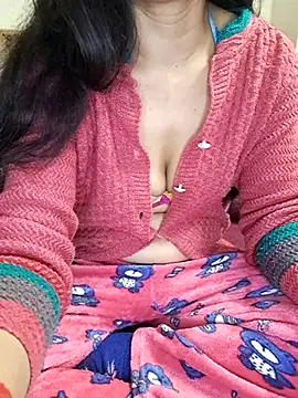 Cute-Zarina online show from 12.14.25