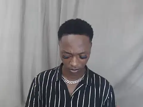 Snapshot of DarkTwink20 chatting on 03.19.25 DarkTwink20 online show from 03.19.25