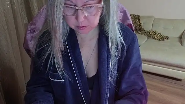 Wane Witch online show from 10.05.25