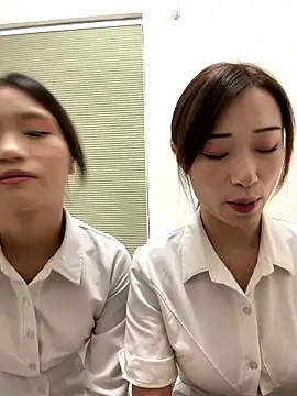 Snapshot of TOP_yoyo chatting on 01.08.26 TOP yoyo online show from 01.08.26