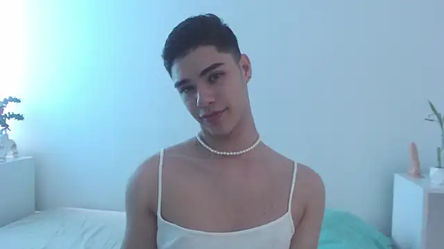 Snapshot of juanes_puthee chatting on 03.22.25 juanes puthee online show from 03.22.25