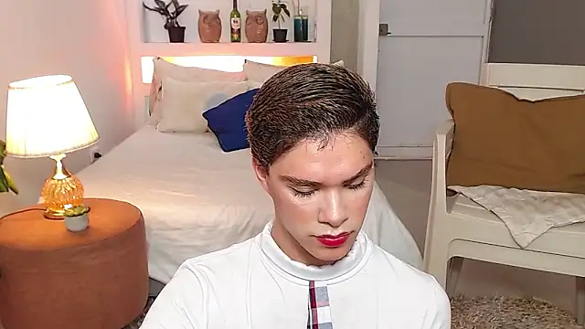 Snapshot of juanes_puthee chatting on 11.12.25 juanes puthee online show from 11.12.25