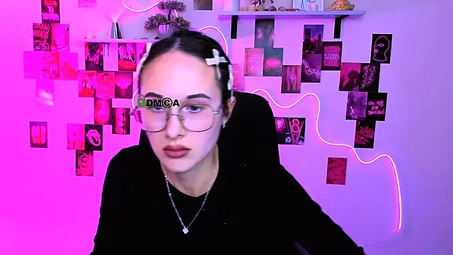 mona cloud online show from 03.04.26