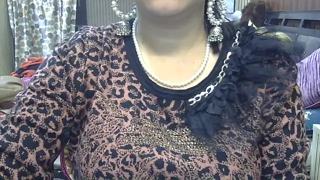 Snapshot of Hot_Anshi120 chatting on 11.27.25 Hot Anshi120 online show from 11.27.25