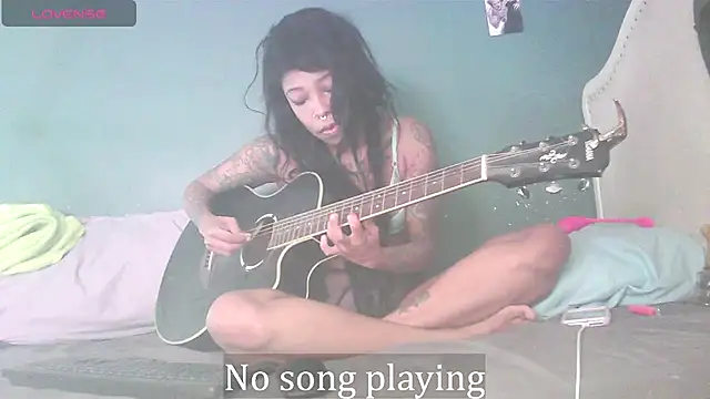 Snapshot of StellaDallas69 chatting on 12.03.25 StellaDallas69 online show from 12.03.25