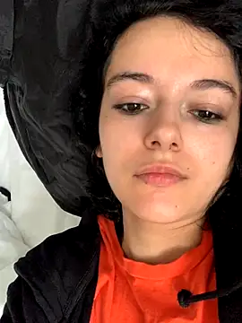 Snapshot of Saysay-7 chatting on 10.26.25 Saysay-7 online show from 10.26.25