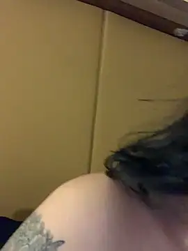 Snapshot of Saysay-7 chatting on 11.21.25 Saysay-7 online show from 11.21.25