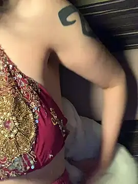 Snapshot of Saysay-7 chatting on 12.20.25 Saysay-7 online show from 12.20.25